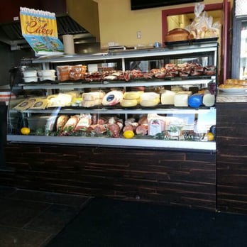 Caldense Bakery & Cafe - Desserts Near Me - Vaughan, Ontario