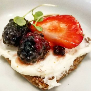 Fig & Olive - Mini fruit Crostini - French Near Me - Houston, Texas