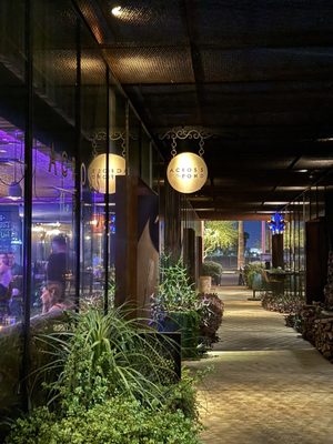 Across The Pond by null