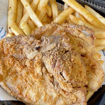 Sundays Eatery - Fried pork chop - Soul Food Near Me - Miami Gardens, Florida Sundays Eatery - Fried pork chop - Soul Food Near Me - Miami Gardens, Florida