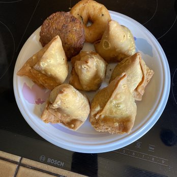 Namaste Spiceland - Samosas are my favorite & Namaste makes it the best - Indian Near Me - Pasadena, California