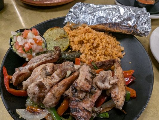 YOLA cocina mexicana by null