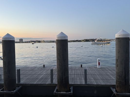 ReelHouse Oyster Bar by null