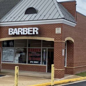 THE FAMOUS BARBER SHOP - Updated March 2025 - 22 Reviews - 14700 Lee