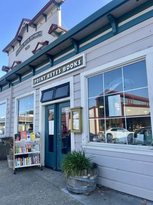 Point Reyes Books by null