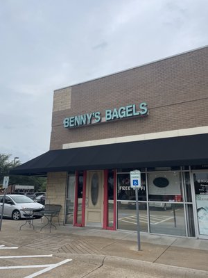 Benny's Bagels by null