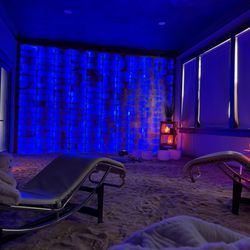 Breathe Salt Room - Halotherapy room