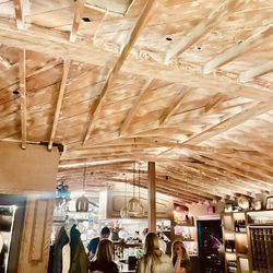 Leu Leu - Bar area