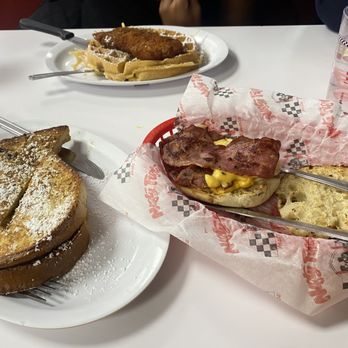 Nifty Fifty's - Diners Near Me - Turnersville, New Jersey