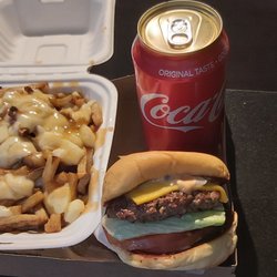 Uniburger - Trio poutine et cheeseburger