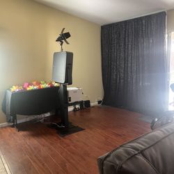 It fit perfectly inside my home . Thanks Karla !