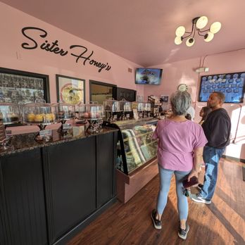 Sister Honey's - Desserts Near Me - Orlando, Florida