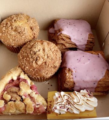 Jen's Pastries by null