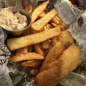 McCreary's Irish Pub and Eatery - 3 Piece Fish & Chips - Irish Pub Near Me - Franklin, Tennessee