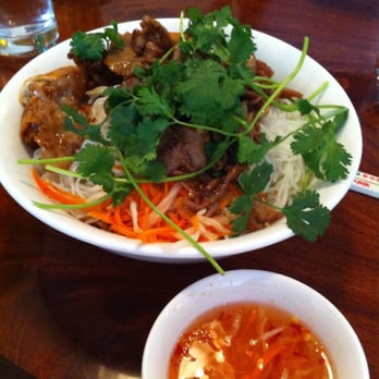 Saigon Restaurant - BBQ pork and fried spring roll over vermicelli noodles - that's an amazing dish right there. Completely satisfying! - Vietnamese Near Me - Vancouver, Washington Saigon Restaurant - BBQ pork and fried spring roll over vermicelli noodles - that's an amazing dish right there. Completely satisfying! - Vietnamese Near Me - Vancouver, Washington