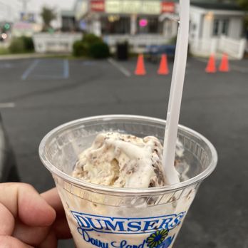 Dumser's Dairyland - Small Peanut Butter Fudge Hard Ice Cream - Ice Cream & Frozen Yogurt Near Me - Ocean City, Maryland Dumser's Dairyland - Small Peanut Butter Fudge Hard Ice Cream - Ice Cream & Frozen Yogurt Near Me - Ocean City, Maryland