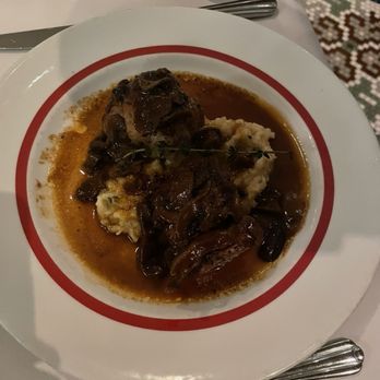 Arnaud's Restaurant - Cajun/Creole Near Me - New Orleans, Louisiana