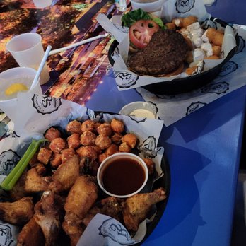 PS Tavern - Wings and BYOBurger - Pizza Near Me - Savannah, Georgia