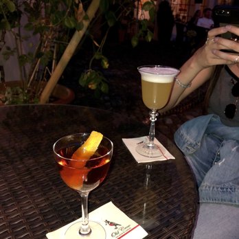 Old Crow - Hanky Panky & Pineapple Princess - Cocktail Bars Near Me - Zürich, ZH Old Crow - Hanky Panky & Pineapple Princess - Cocktail Bars Near Me - Zürich, ZH