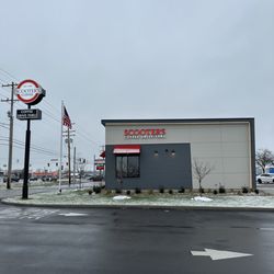 Scooter's Coffee - Outside and drive up