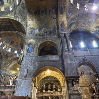 Basilica di San Marco - Landmarks & Historical Buildings Near Me - Venezia, VE Basilica di San Marco - Landmarks & Historical Buildings Near Me - Venezia, VE