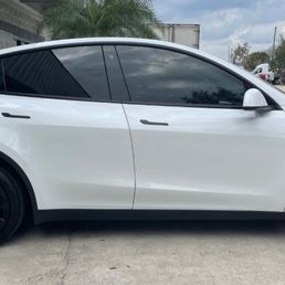 Tesla Y