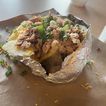 Rackshack BBQ & Wings - Chicken baked potato - Chicken Wings Near Me - Houston, Texas Rackshack BBQ & Wings - Chicken baked potato - Chicken Wings Near Me - Houston, Texas