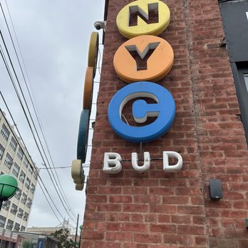 Nyc Bud - Sign on the corner of the shop - Cannabis Dispensaries Near Me - Long Island City, New York