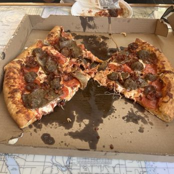 Chef Charles' - Pizza Near Me - Elk Rapids, Michigan