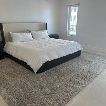 Stain Free Carpet Cleaning - Guest bedroom area rug - Carpet Cleaning Near Me - Boca Raton, Florida