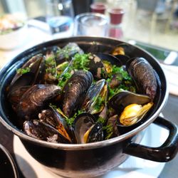 White Wine Mussels