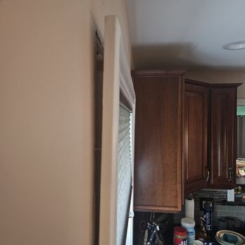 Majic Window - Window did not fit properly up against the interior wall. - Windows Installation Near Me - Wixom, Michigan