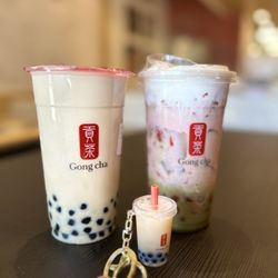 Gong Cha Hayward - Premium Oolong Milk Tea with boba  and Strawberry Matcha with Milk Foam with Kanten Jelly! (Keychain sold separately)