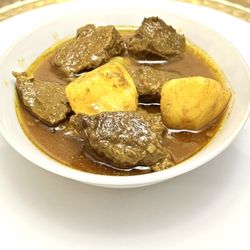 Nadia’s Caribbean - Curried Beef Pieces With Curried Potatoes