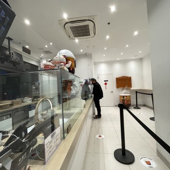 Xing Fu Tang - inside - Bubble Tea Near Me - Flushing, New York