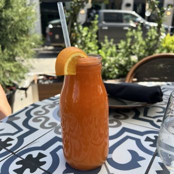 Ojo de Agua - Carrot orange lemon - Juice Bars & Smoothies Near Me - Houston, Texas Ojo de Agua - Carrot orange lemon - Juice Bars & Smoothies Near Me - Houston, Texas
