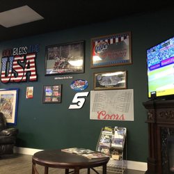 Locker Room Men's Salon