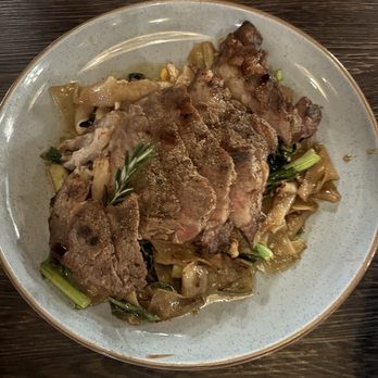 Lamaii - Pad See Ew with Steak - Thai Near Me - Las Vegas, Nevada