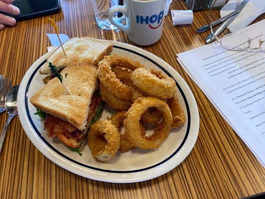 IHOP by null