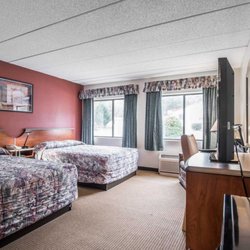 Econo Lodge Near Plymouth State University