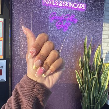 Vana Nails Spa - Amazing place with lots of detail around their work! Absolutely love!! - Nail Salons Near Me - Walnut, California Vana Nails Spa - Amazing place with lots of detail around their work! Absolutely love!! - Nail Salons Near Me - Walnut, California