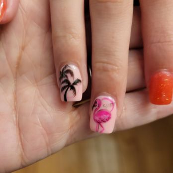 Her Nails & Spa - Nail Salons Near Me - Burke, Virginia