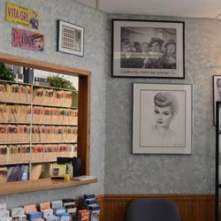 Gin's Integrative Medicine - Waiting area
