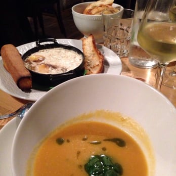La Souris Verte - Soupe au potiron & oeuf cocotte - Nightlife Near Me - Paris, 75