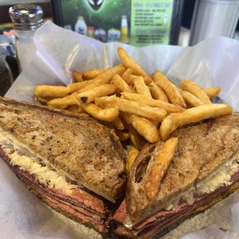 Farley's Food Fun & Pub - Reuben and fries. - American Near Me - Roswell, New Mexico Farley's Food Fun & Pub - Reuben and fries. - American Near Me - Roswell, New Mexico