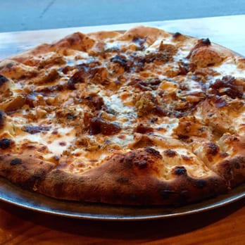 V Pizza - Pizza Alla Di Pollo (chicken wing pizza) - Pizza Near Me - Jacksonville Beach, Florida V Pizza - Pizza Alla Di Pollo (chicken wing pizza) - Pizza Near Me - Jacksonville Beach, Florida