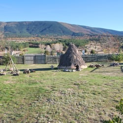 Cueva de los Enebralejos - El poblado prehistórico