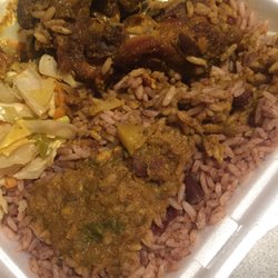 Good 2 Go - Curry chicken lunch special (+rice& peas, and steamed cabbage)