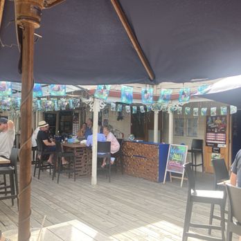 pubs - Front patio - Pubs Near Me - Russell, NTL pubs - Front patio - Pubs Near Me - Russell, NTL