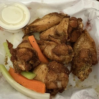 Juicy Seafood- Sarasota - 6pc Lemon Pepper Chicken Wings(6) - Seafood Near Me - Sarasota, Florida